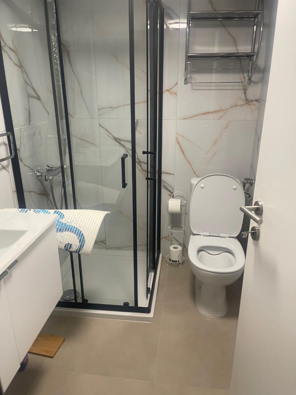 Apartma Delfinček Apartment in Slovenia