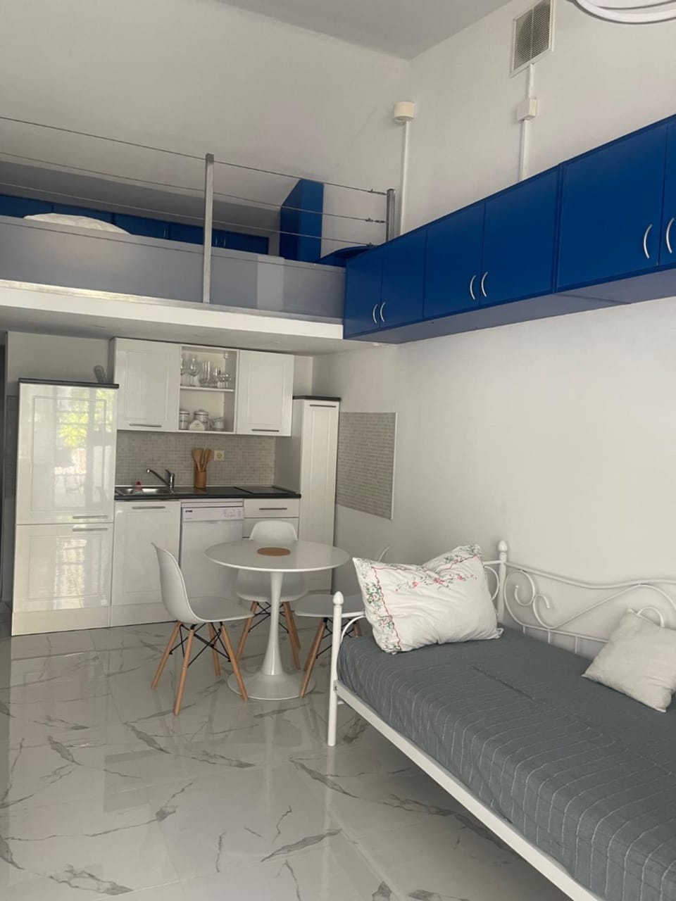 Apartma Delfinček Apartment in Slovenia