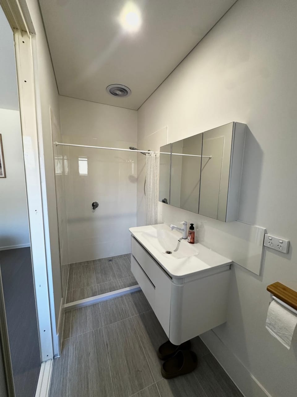 June Stay Bed and Breakfast in Perth