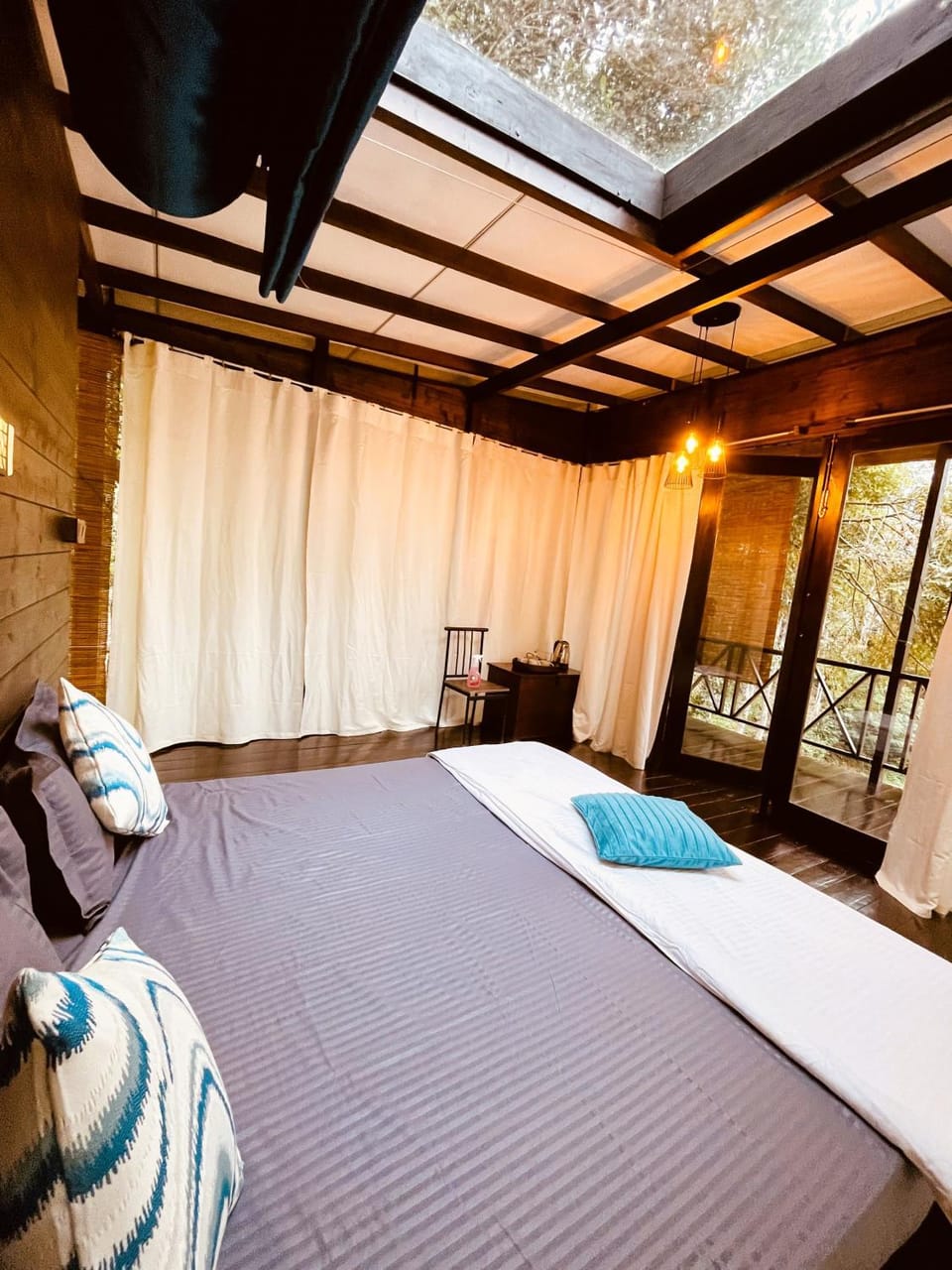 Bed, View (from property/room), Bedroom