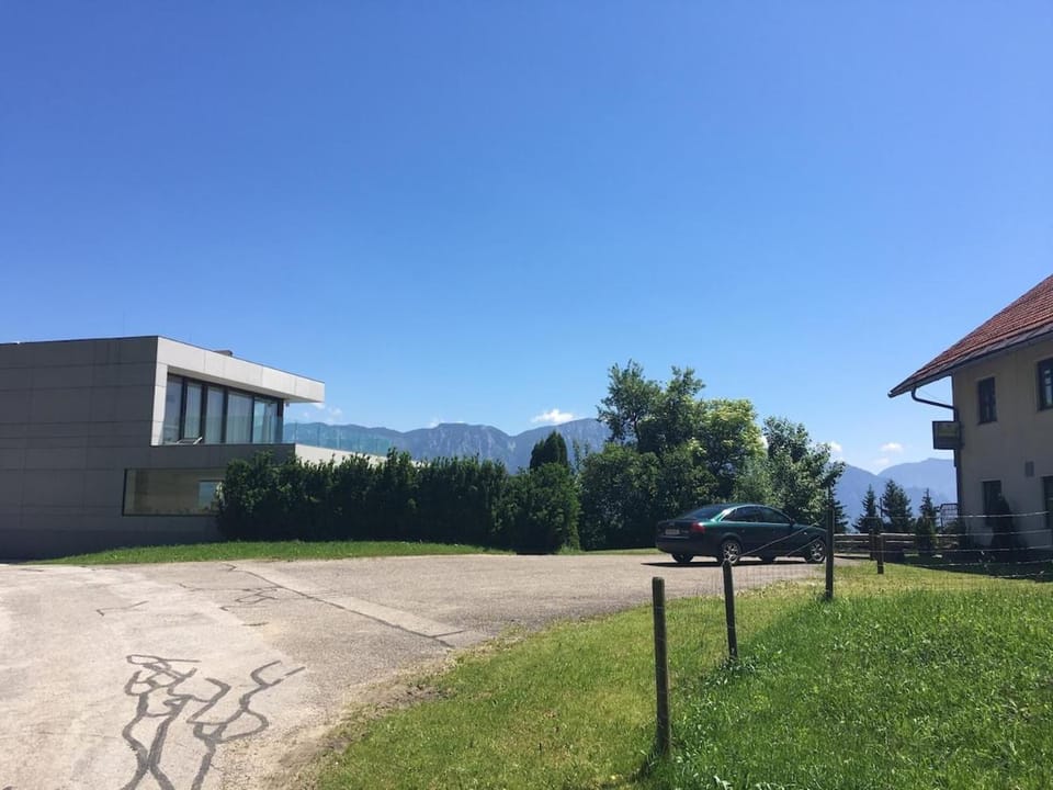 Atemberaubende Aussicht vom stilvollen Loft - Attersee Apartment in Salzburgerland