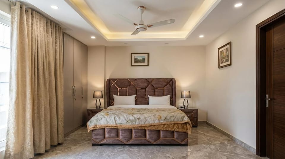 Bed, Photo of the whole room, Bedroom