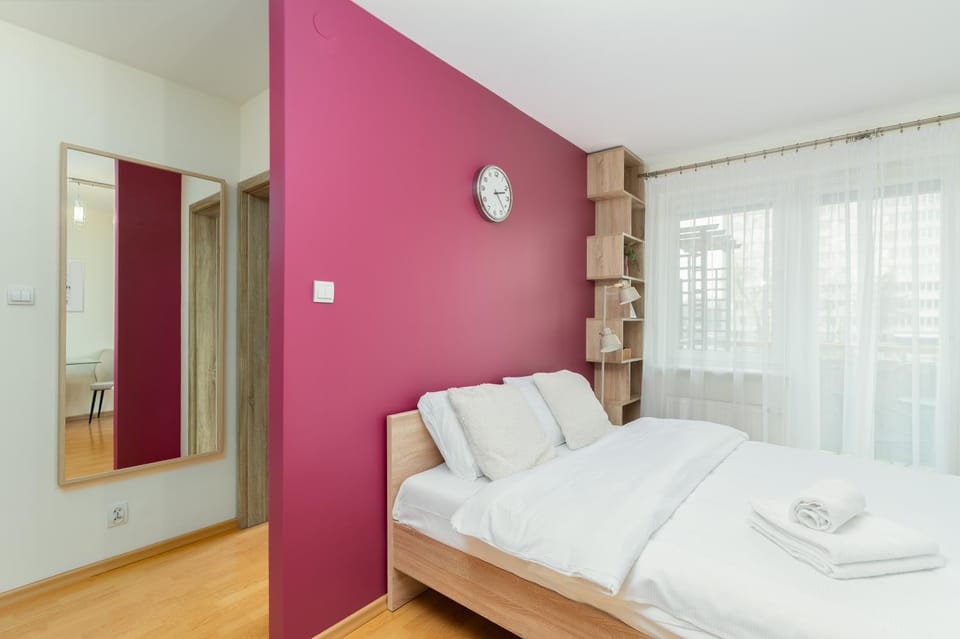 Bed, Photo of the whole room, Bedroom, towels, wardrobe