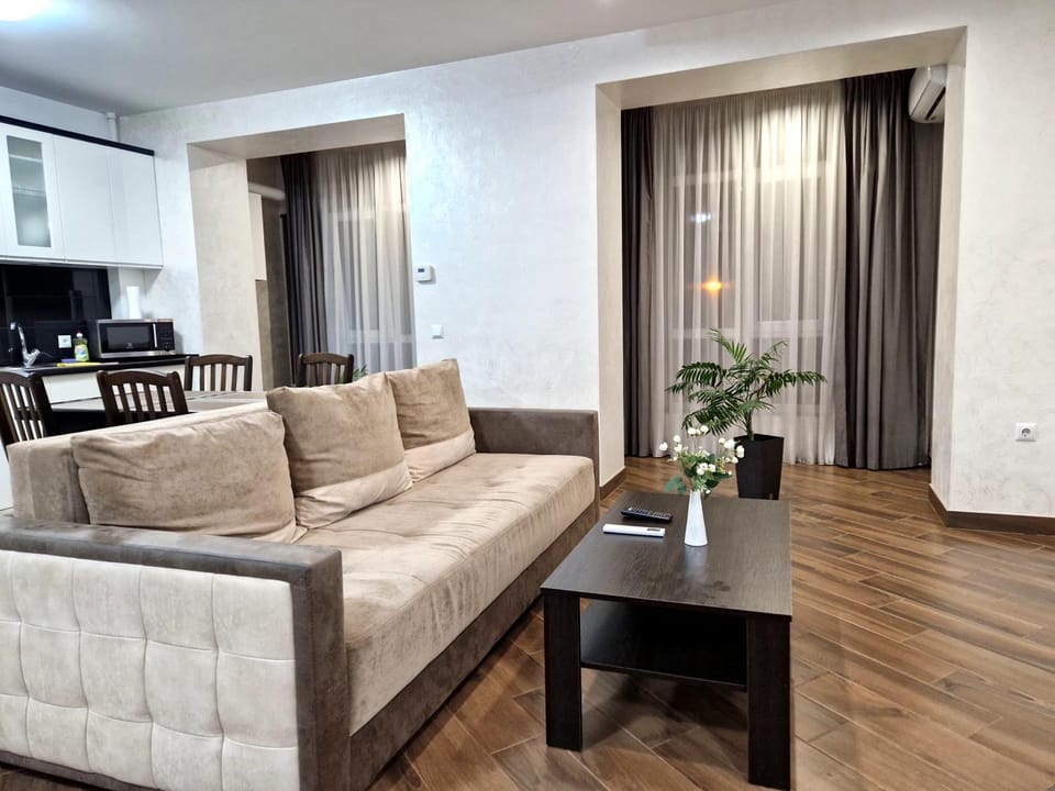 Modern Apart Apartment in Lviv Oblast