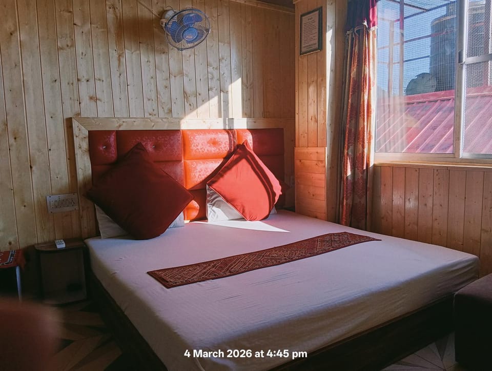 New Malook hotel Hotel in Shimla