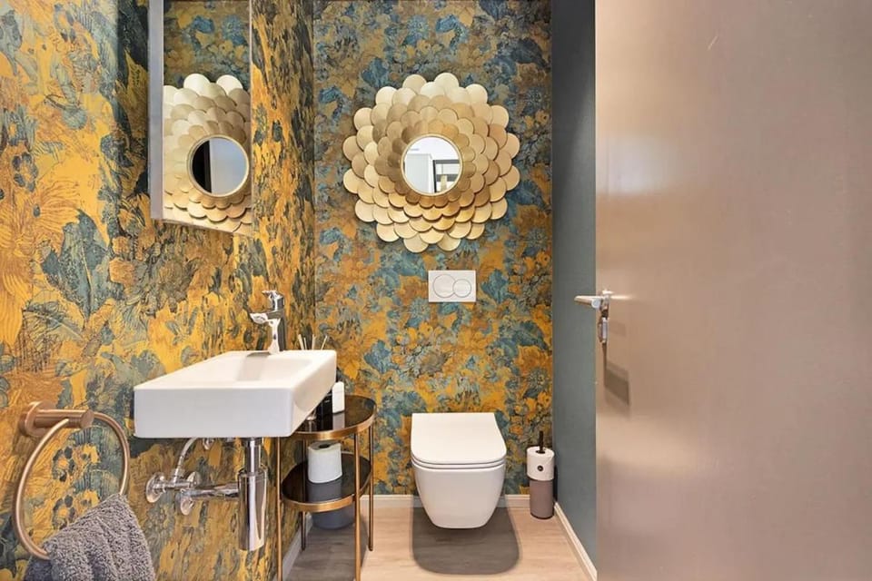 Elegant Oasis at 117 On Strand Apartment in Cape Town
