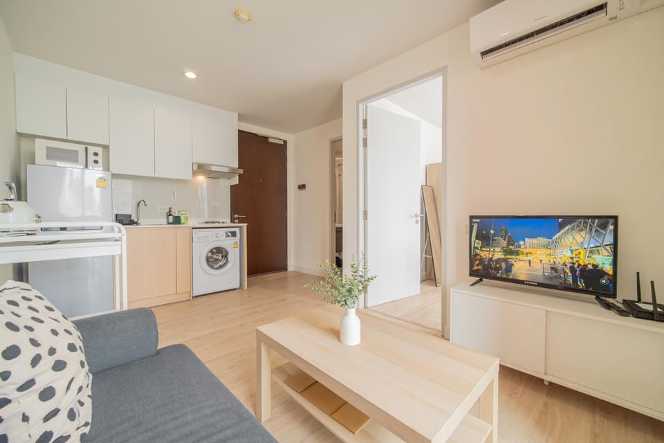 Kitchen or kitchenette, Living room