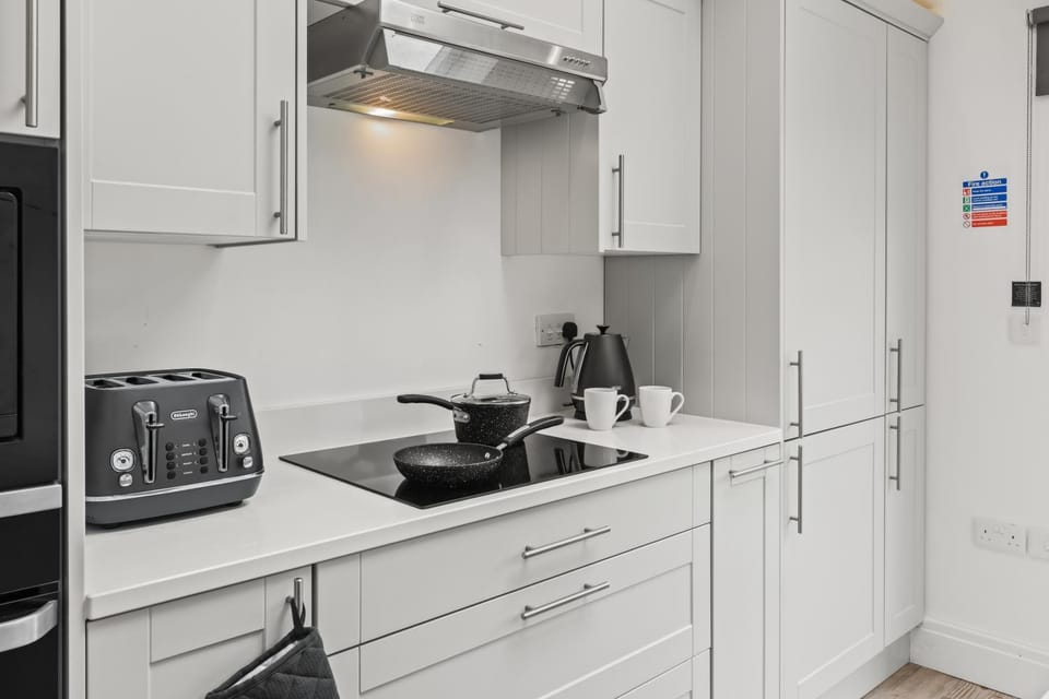 Large Chester House Great for Contractors Or Relocators House in Chester