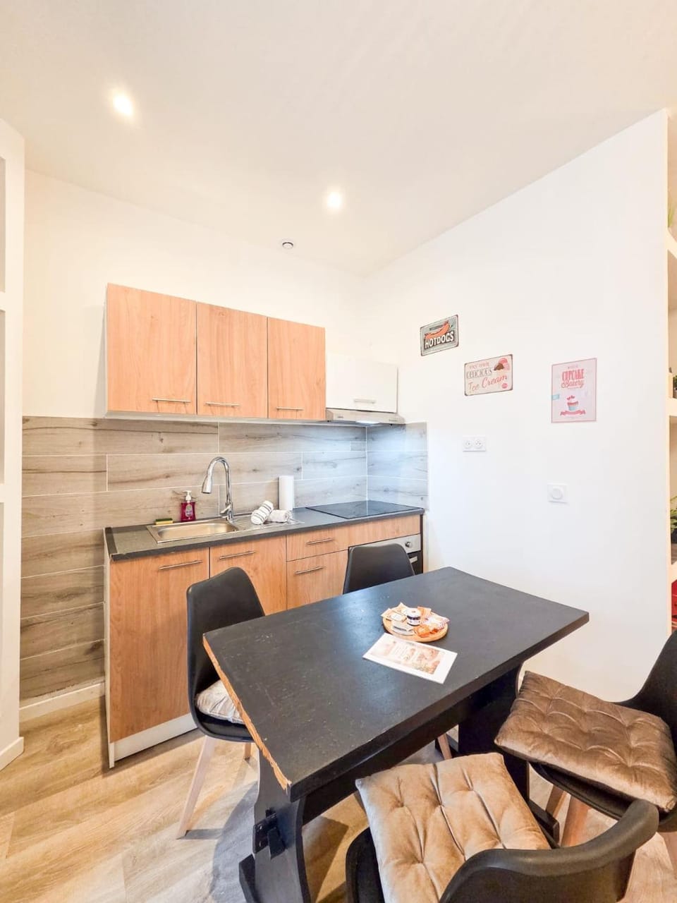 Appart rdc, central, proche gare Apartment in Auvergne-Rhône-Alpes