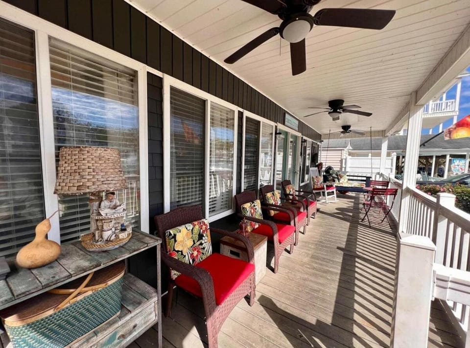 S38 Ocean Lakes Golf Cart-Beach Bum House in South Carolina