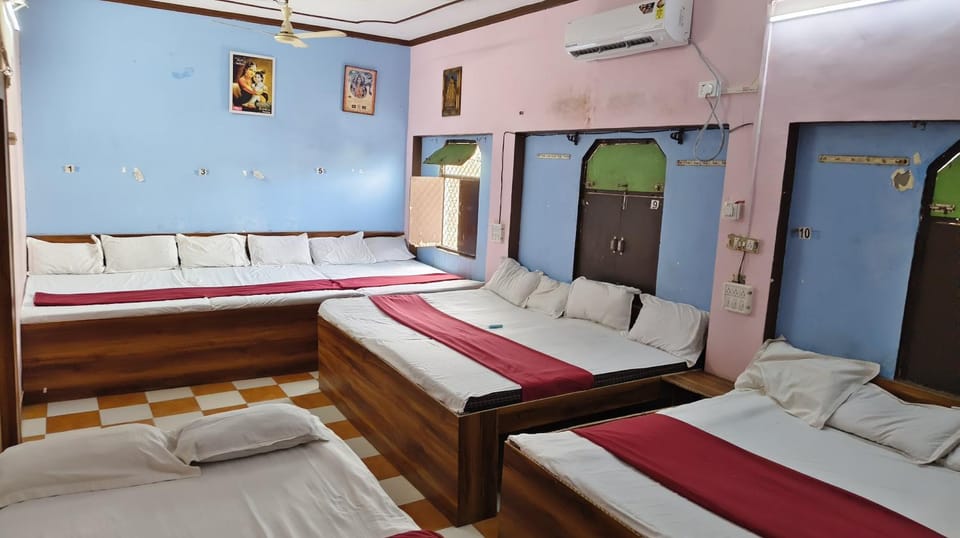 Bed, Bedroom, air conditioner