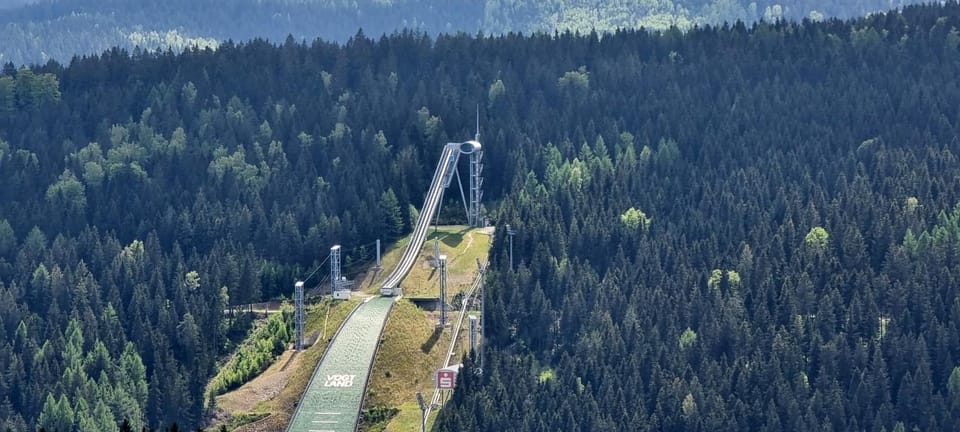 Nearby landmark, Natural landscape