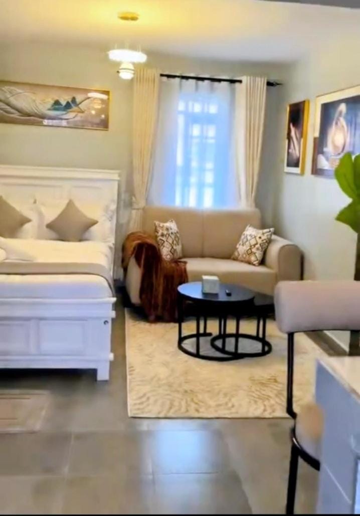 Frank B&B's Bed and Breakfast in Nairobi
