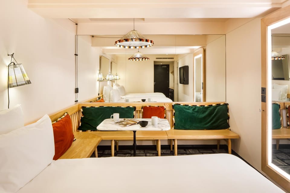 Bed, Seating area, Bedroom