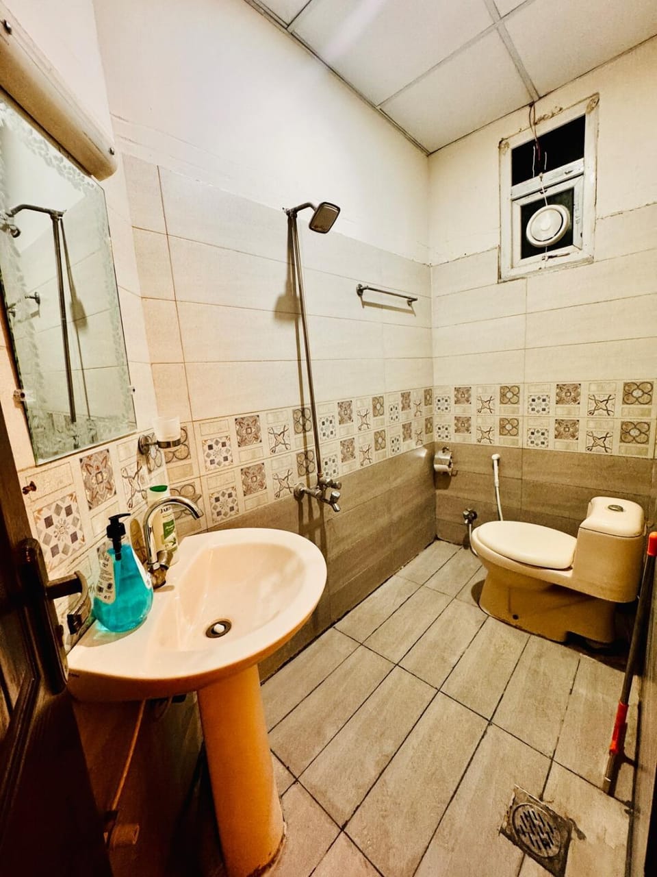 Refined Luxury 1BHK Suite Stylish & Serene Apartment in Islamabad