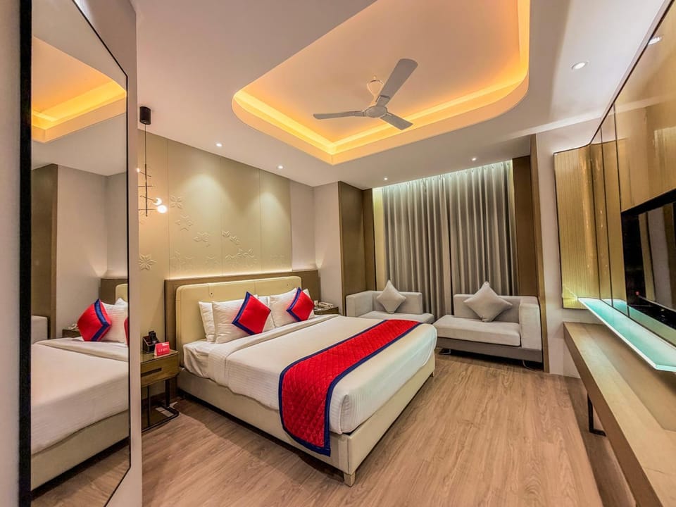 Bed, TV and multimedia, air conditioner