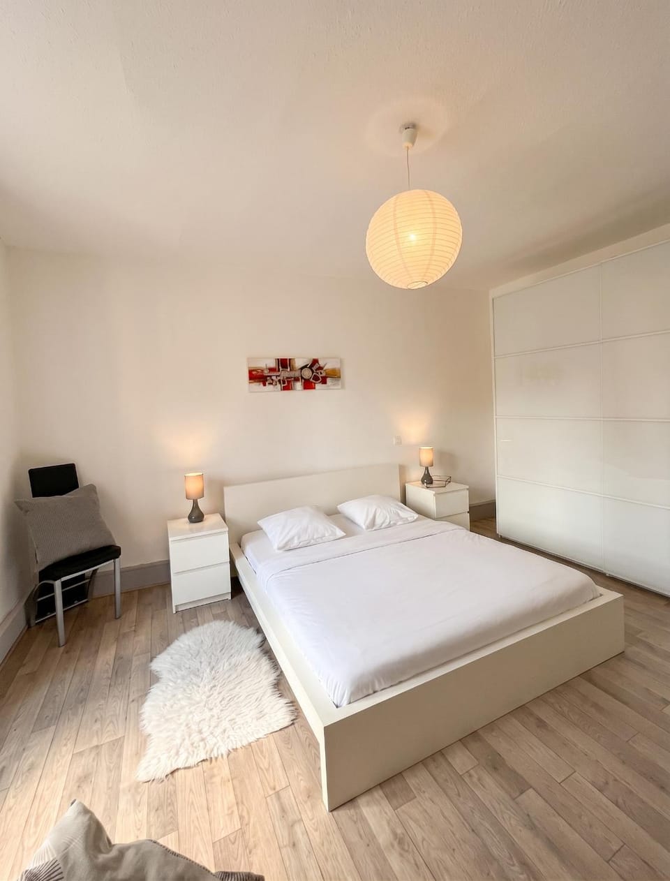 Photo of the whole room