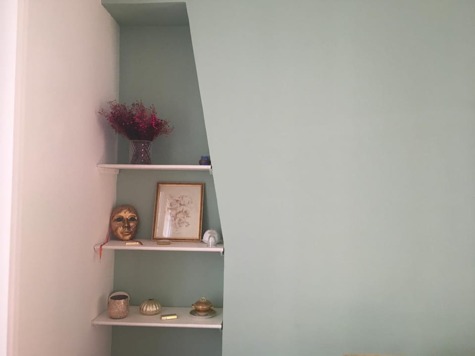 Living room, Decorative detail