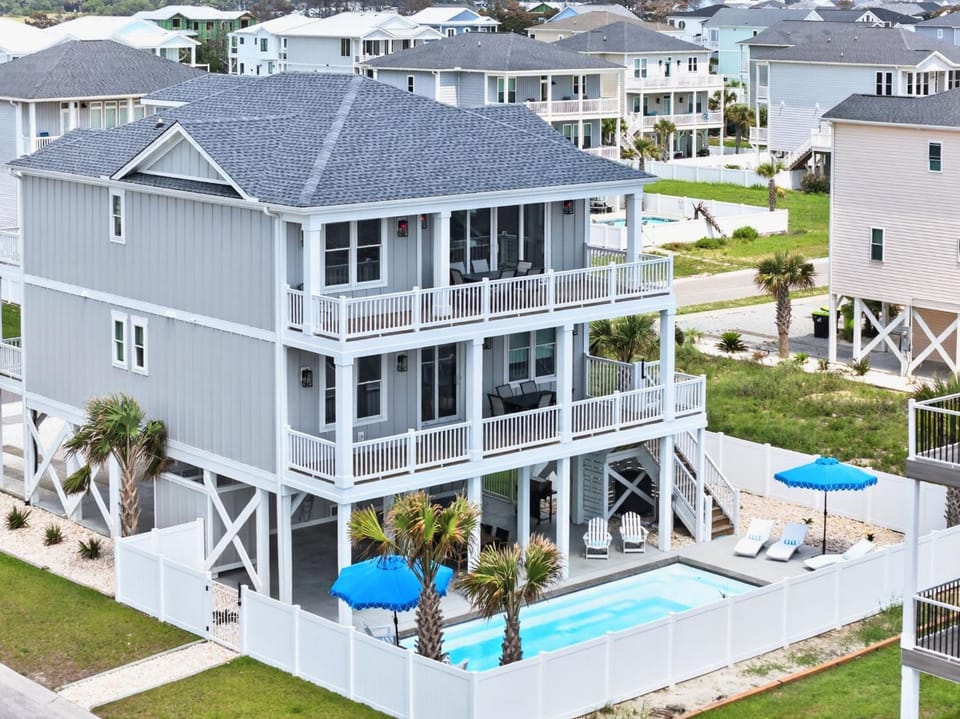 Brand New 2025 Home Private Pool Steps to beach House in Ocean Isle Beach