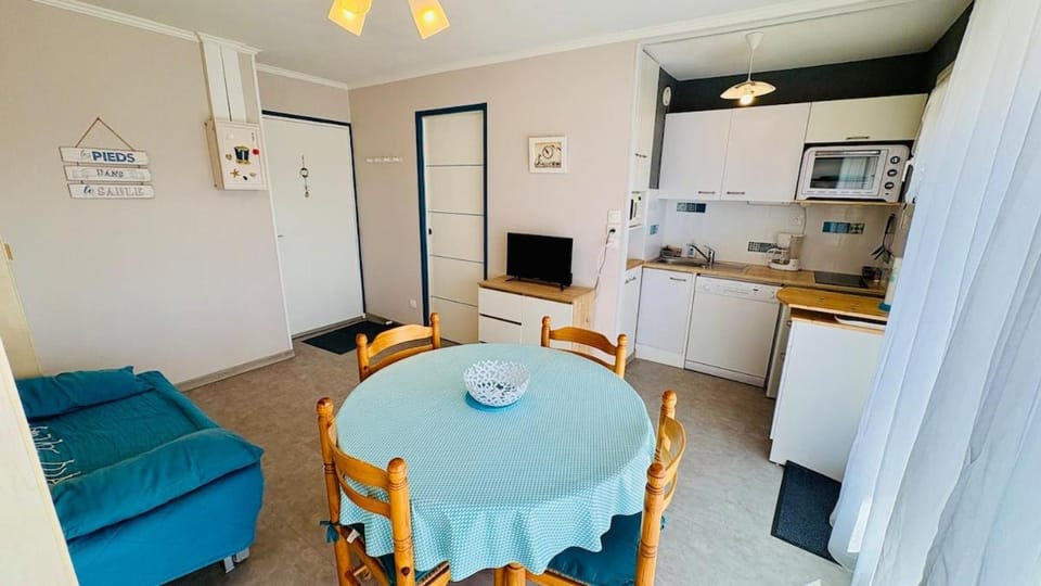 L'Embrun, paisible appartement - résidence front de mer Apartment in Bernières-sur-Mer