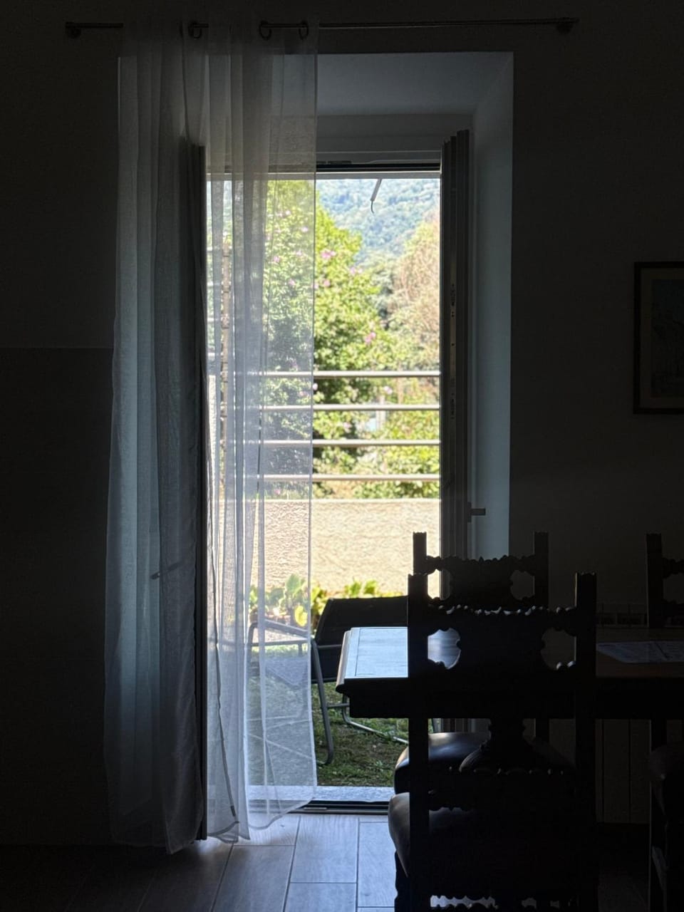 Gaia House with Parking Free Apartment in Como