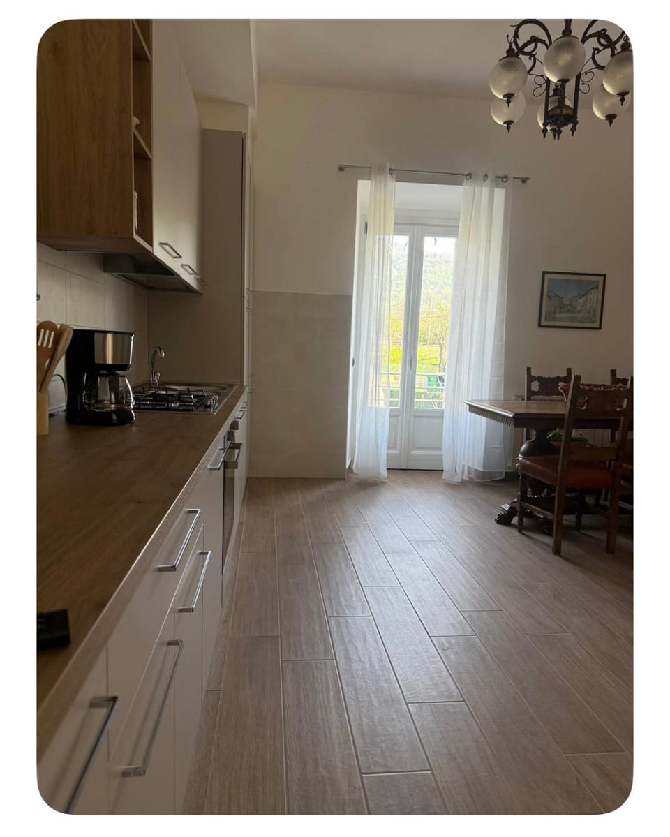 Living room, Dining area, kitchen