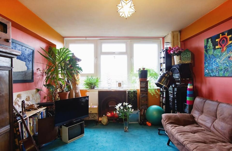 Flat in inspiring Hackney Apartment in London Borough of Islington