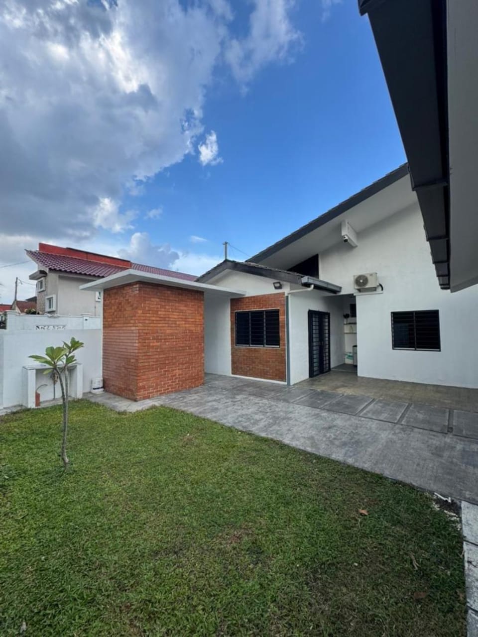 Sendayan Stay - Cosy Short Stay ! House in Port Dickson