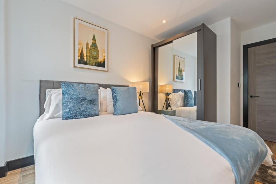 2 Bedroom Flat - Sleeps 5 - N Finchley - Tube Apartment in London