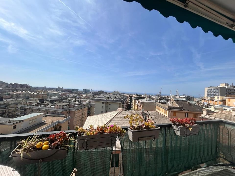 Panoramic Terrace & Sea View Flat with Free Parking Apartment in Genoa