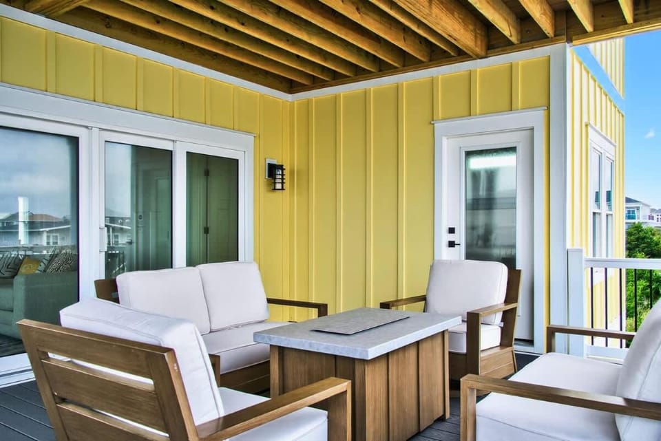 Hello Sunshine by Brunswick Vacation Rentals House in Ocean Isle Beach