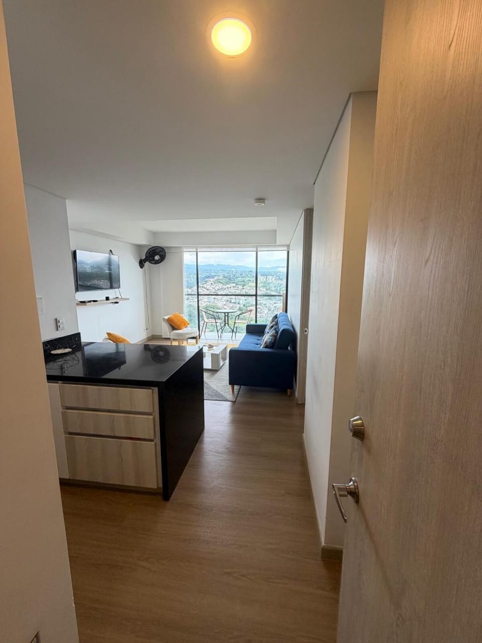 Luxury Loft with Nature View Sauna 100 Mbps Apartment in Pereira