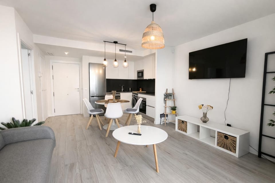 TV and multimedia, Kitchen or kitchenette, Living room, Dining area