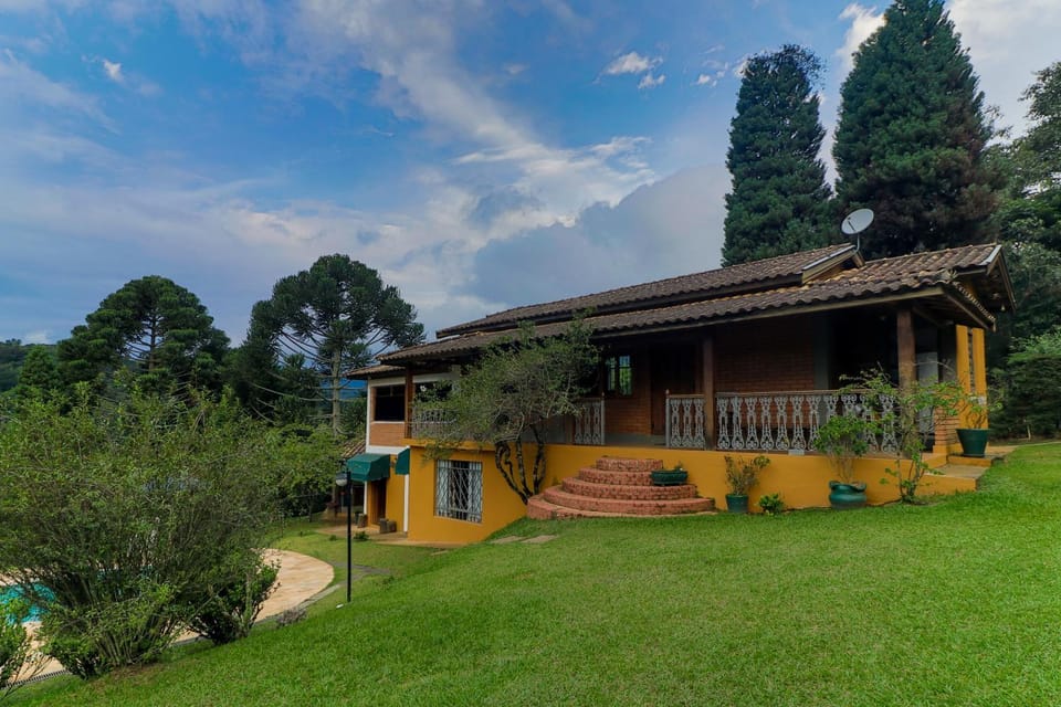 Casa em Santo Antônio do Pinhal House in State of São Paulo