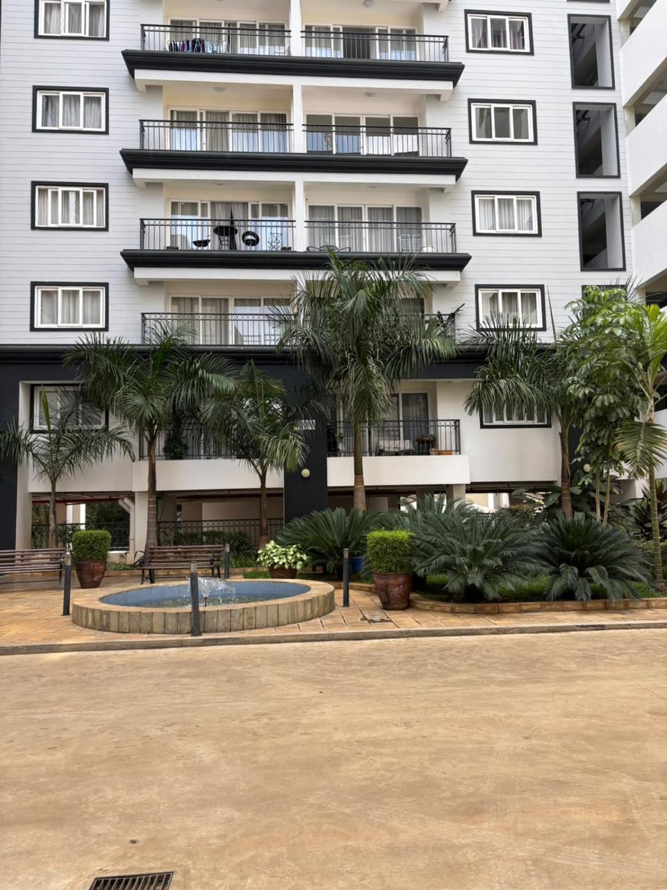 Tranquil 2 Bedroom, Kileleshwa, Nairobi Apartment in Nairobi