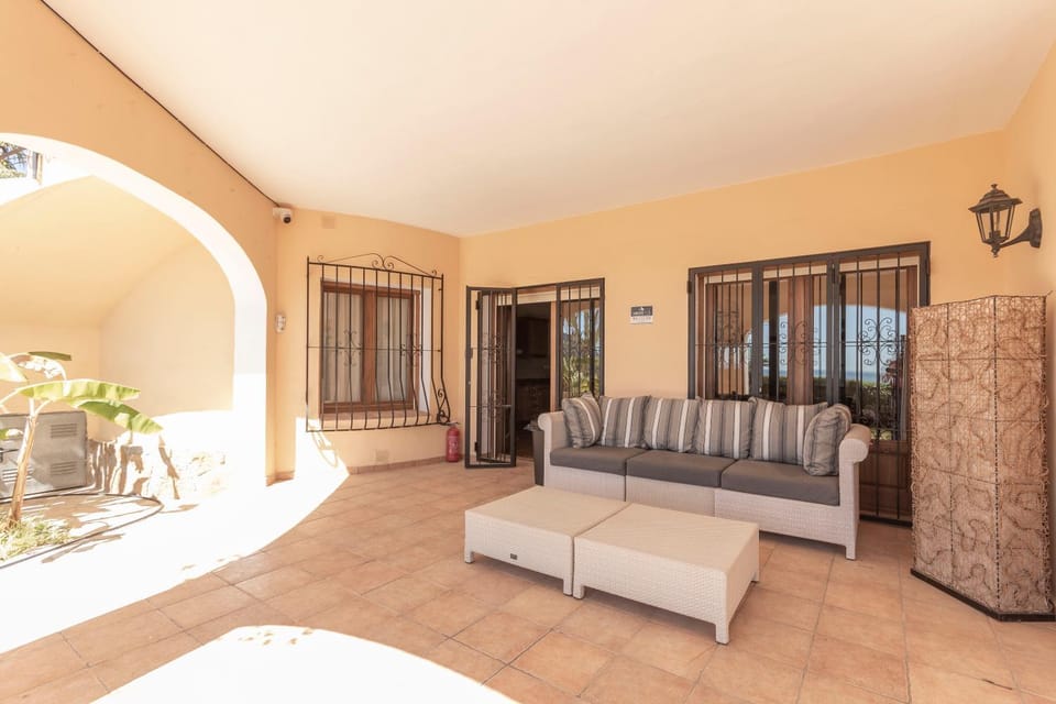 Patio, Seating area