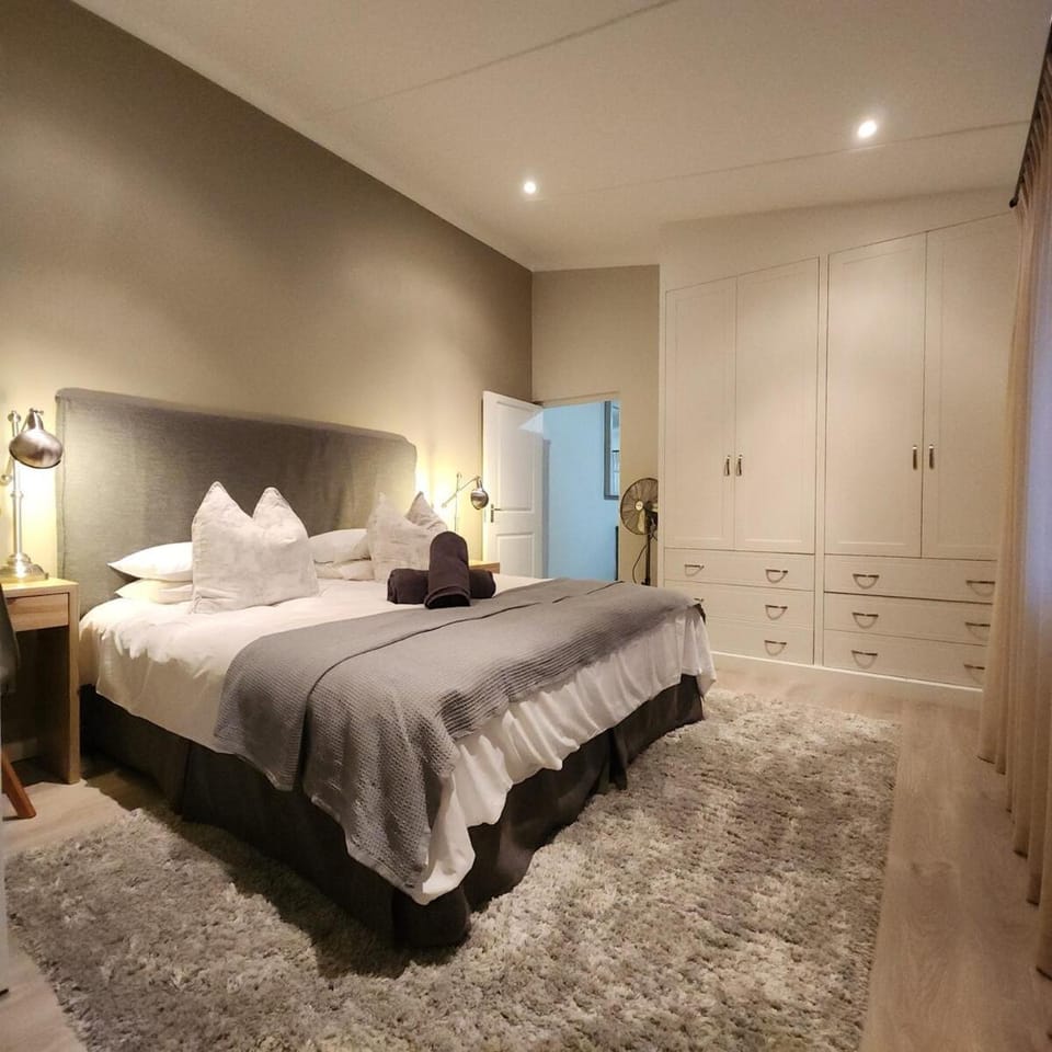 Cosy Garden Cottage Apartment in Plettenberg Bay