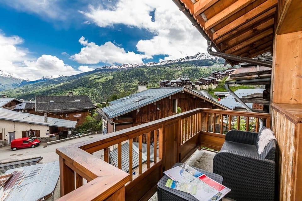 Chalet 20 pers retour skis au pieds Chalet in Landry