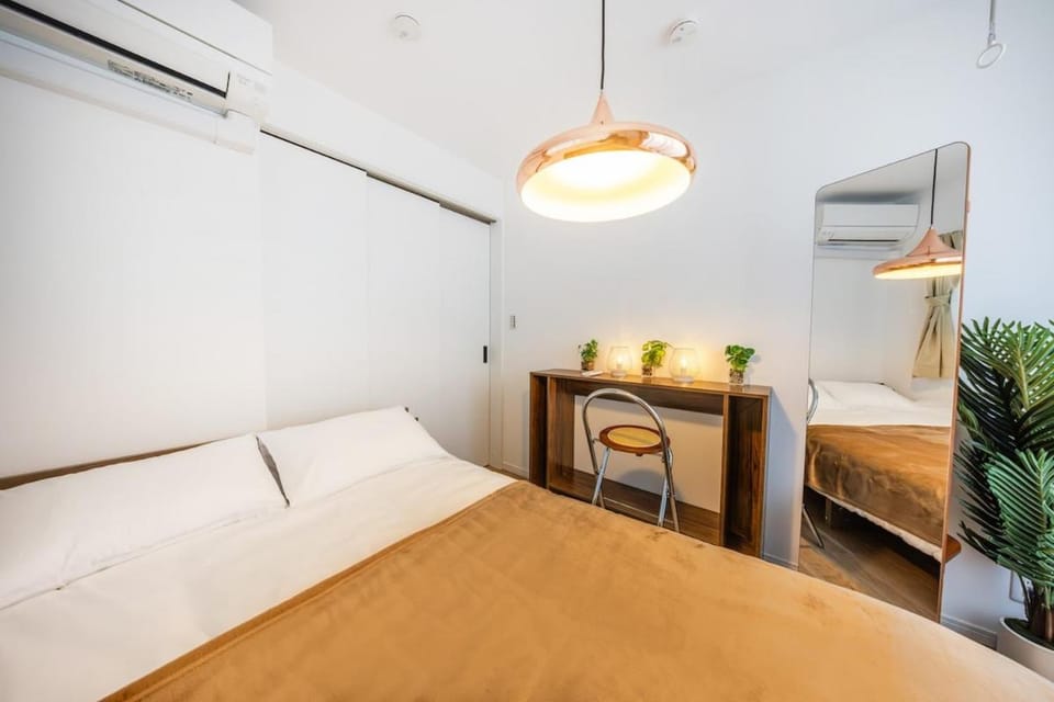 Within walking distance of Nakameguro, 6 mins by Shibuya Train, 7 mins on foot from Yutenji Station, 1 min on foot to a supermarket, Long-term stays, Max 4 people Apartment in Japan