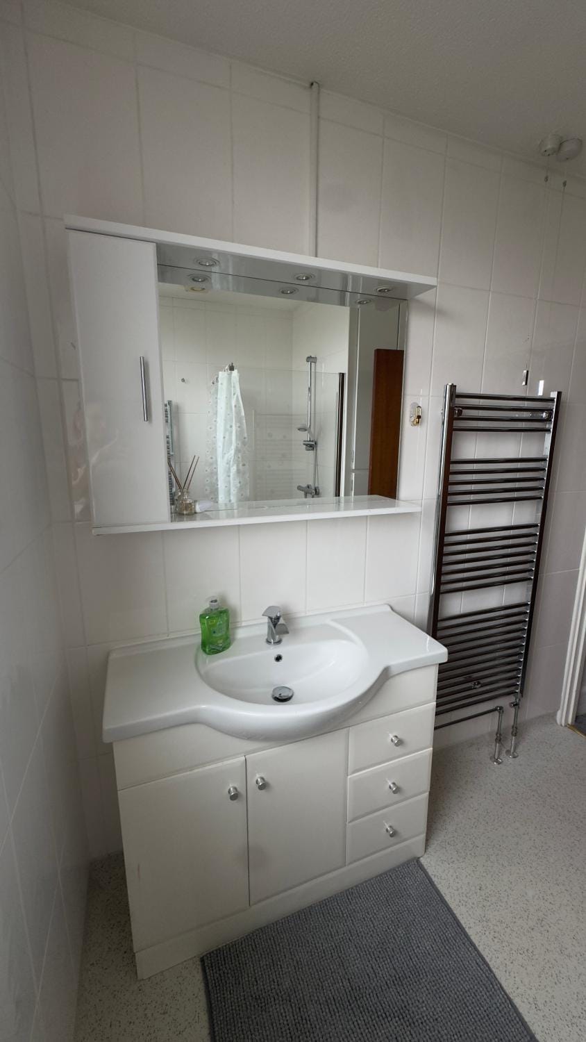 Cozy Retreat Room, sheared house Vacation rental in Bristol
