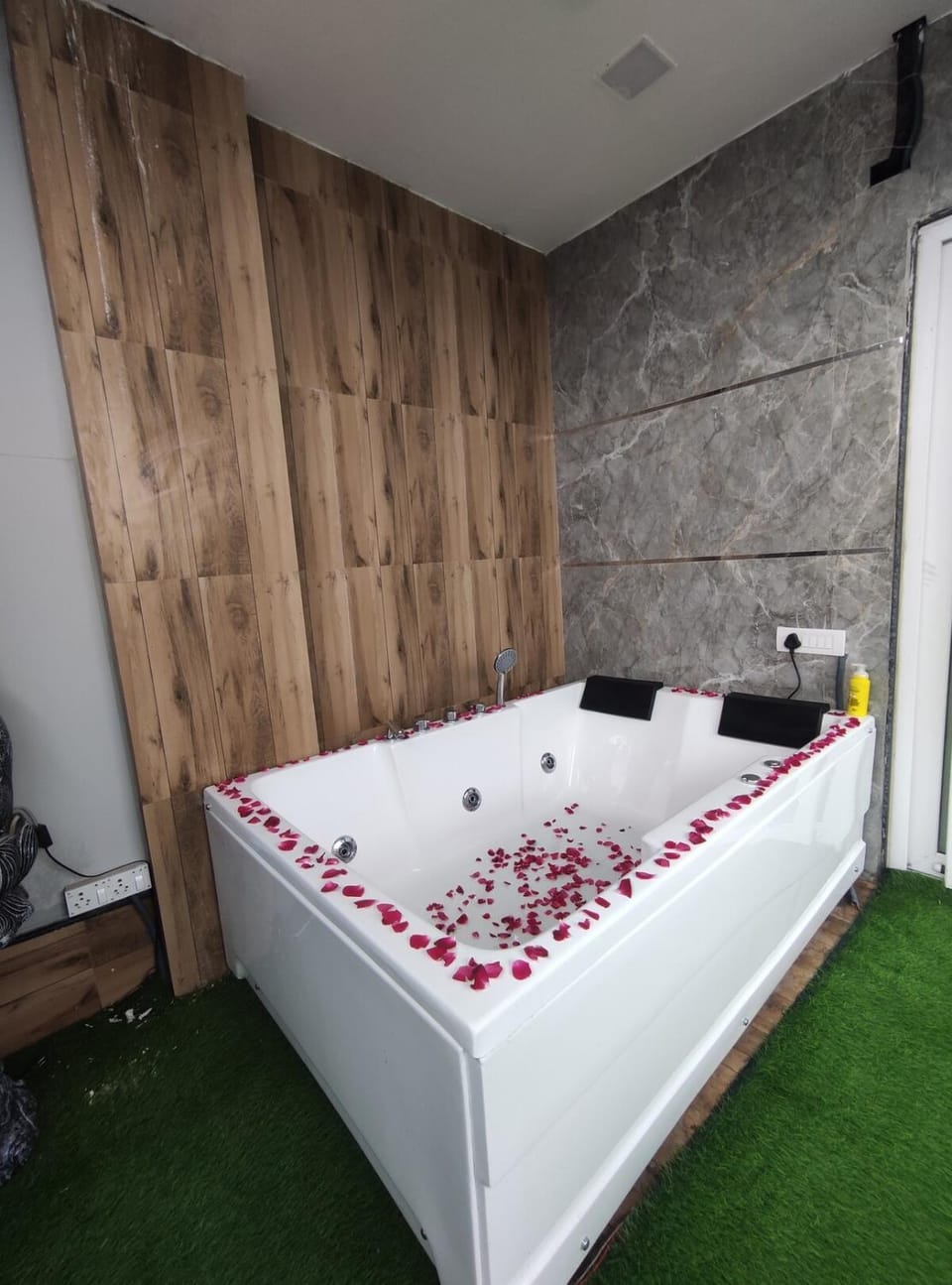 Hot Tub, Open Air Bath, Bath
