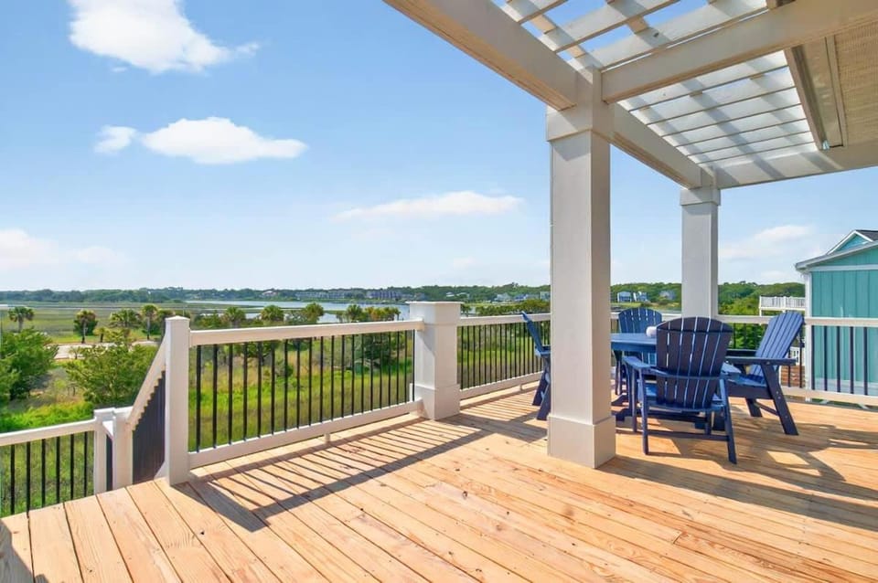 Sweet Breeze by Brunswick Vacation Rentals House in Ocean Isle Beach
