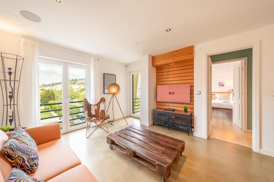 GuestReady - Charming Coastal Retreat Apartment in Setubal District