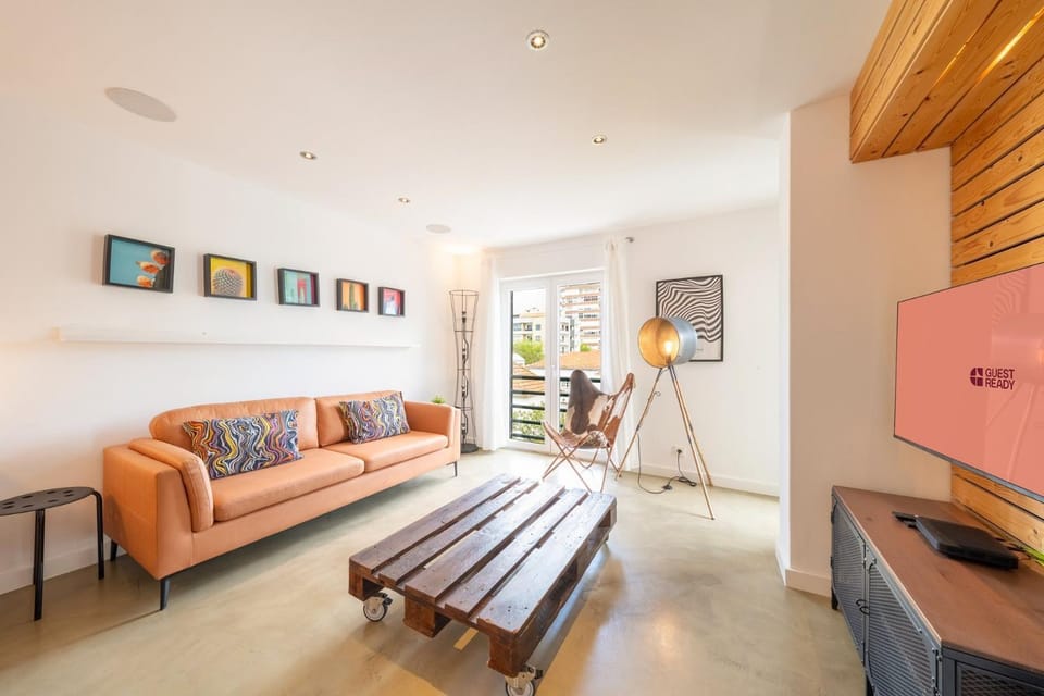 GuestReady - Charming Coastal Retreat Apartment in Setubal District