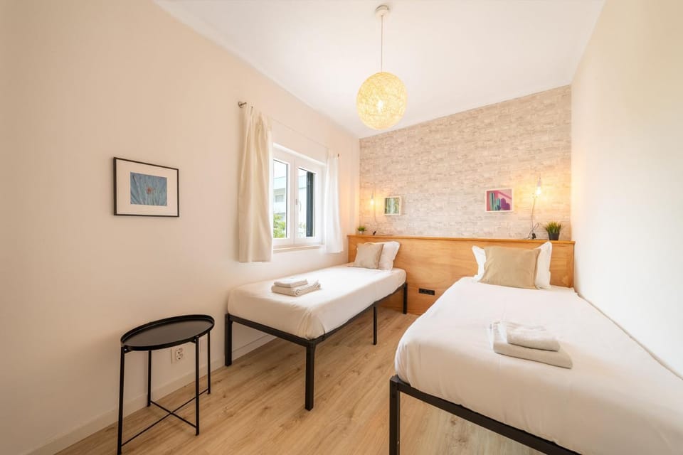 GuestReady - Charming Coastal Retreat Apartment in Setubal District