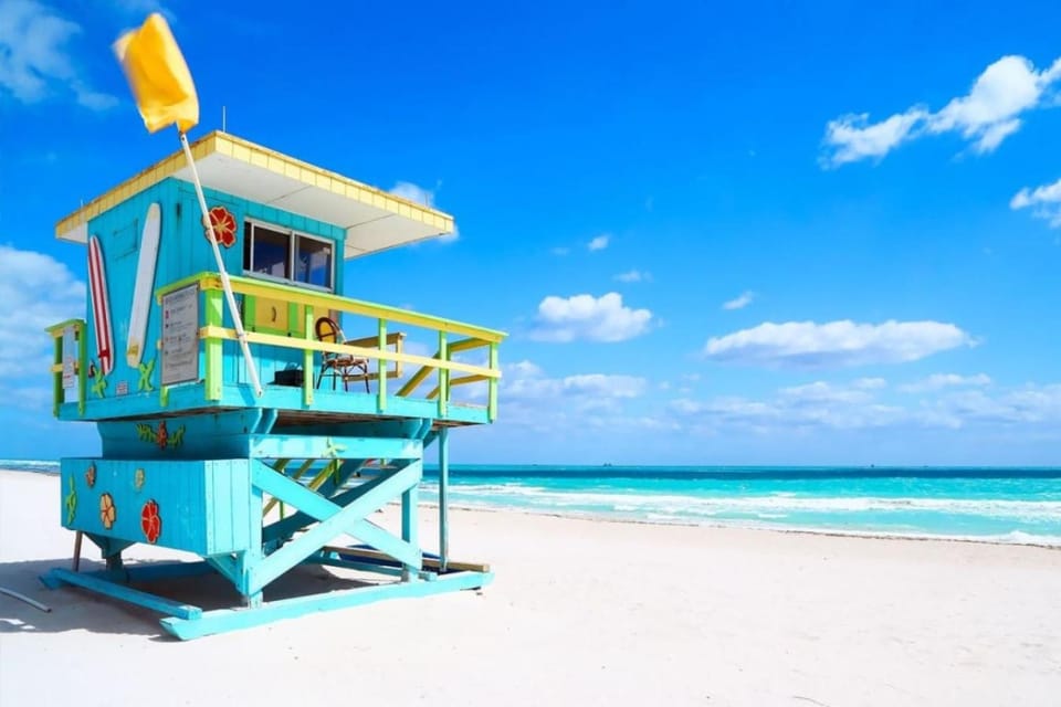 Modern 2 BDR South Beach Condo by Ocean Drive 404 Apartment in Flamingo Lummus