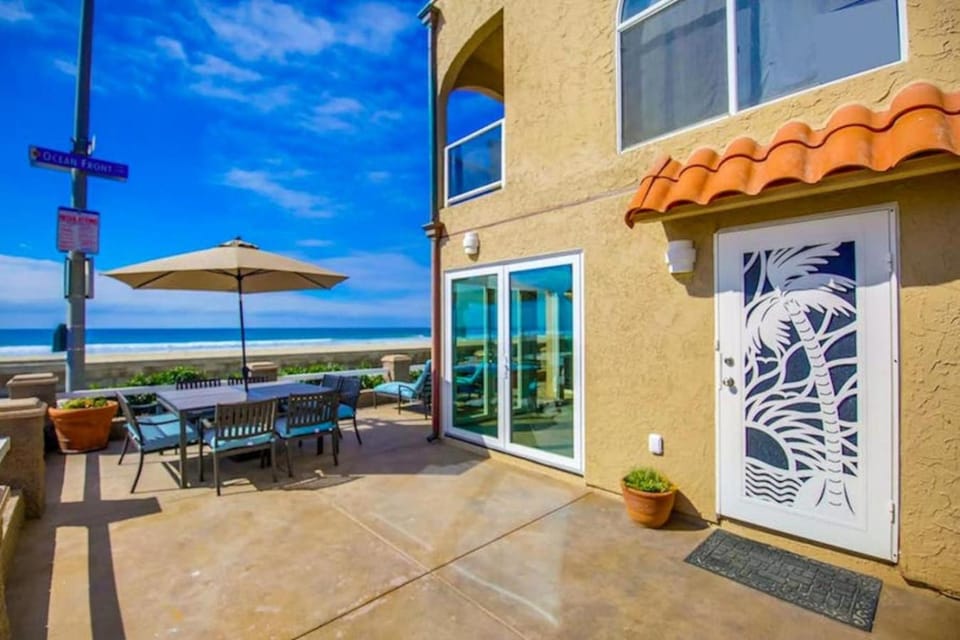 Oceanfront Luxury Glass Walls & Giant Patio House in Mission Beach