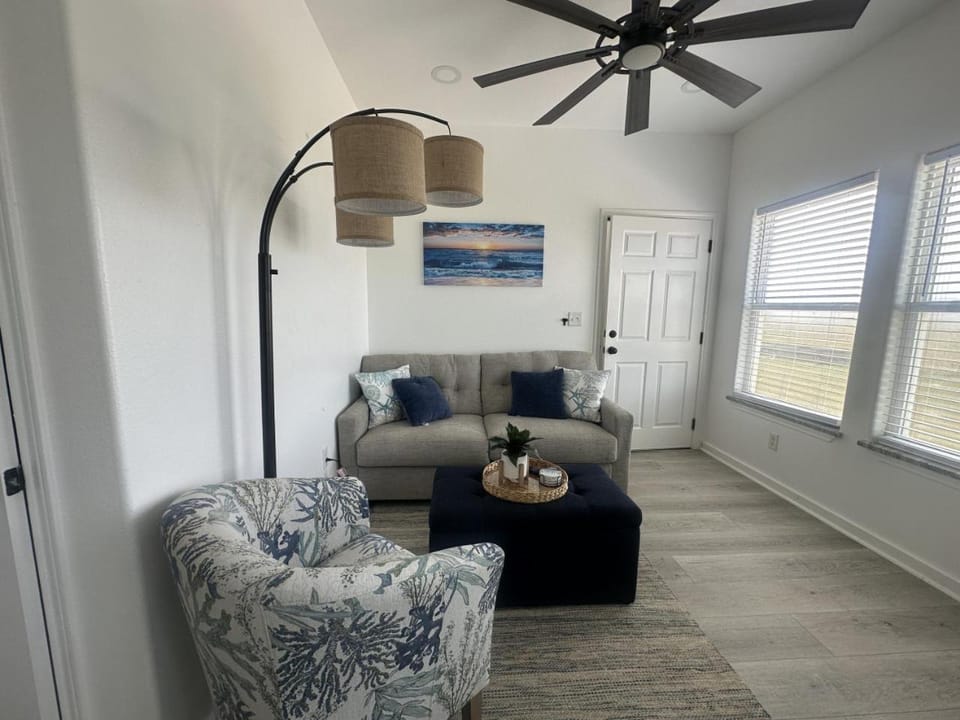 JJs Rays N Bays Beach Retreat Apartment in Nueces County