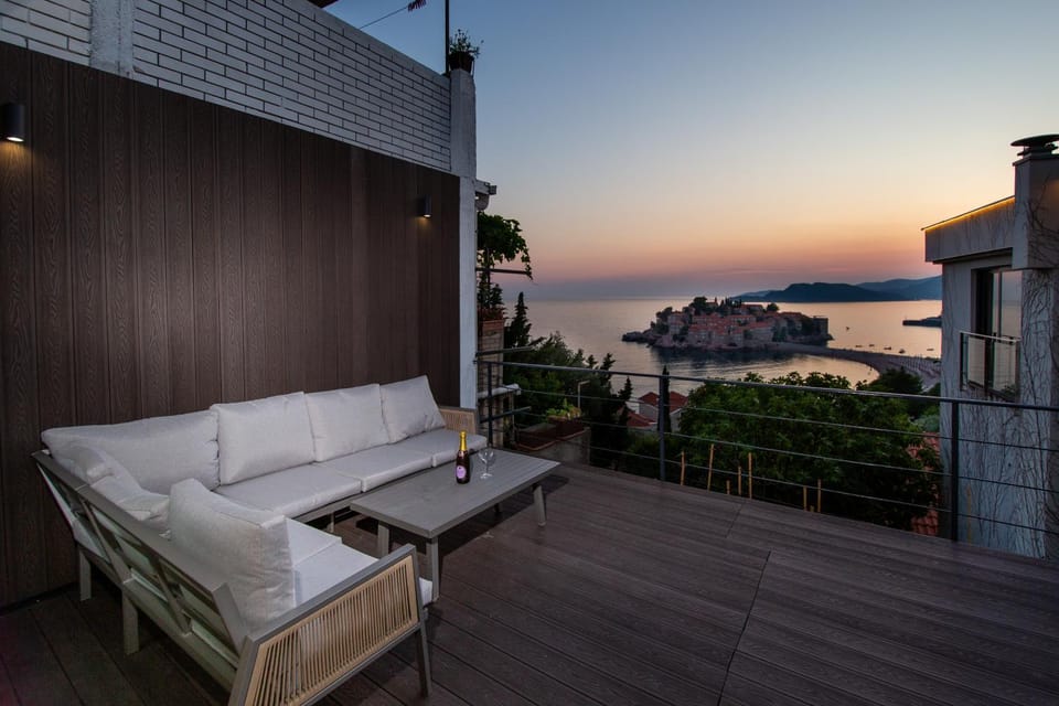 Balcony/Terrace, Seating area, Sea view, Sunset