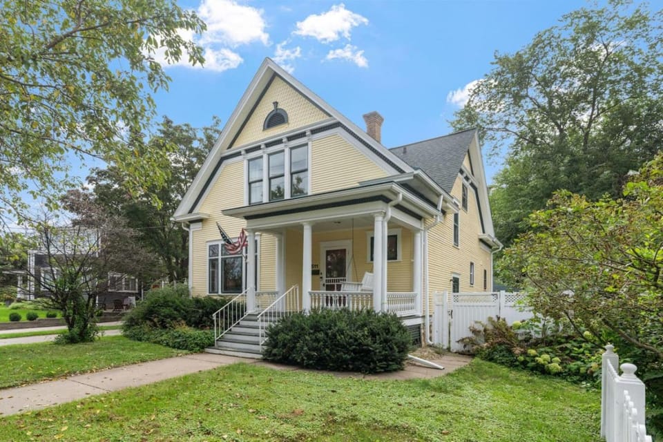 The Leet-Reaville Heritage House House in Red Wing